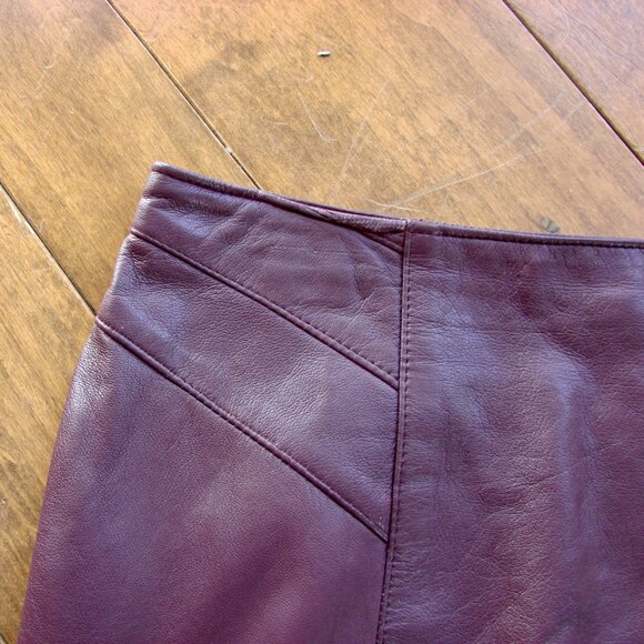 Danier Leather Pencil Skirt Deep Plum Office Vintage Size 12 or Medium - Picture 5 of 11